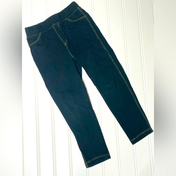 EUC Lot of Gap & Gap Disney Outfits - Picture 3 of 16